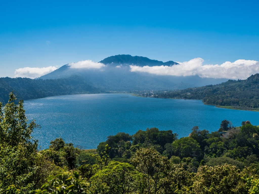 Danau Buyan Tamblingan